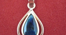 10k Yellow Gold Pendant with Pear Shaped Labradorite